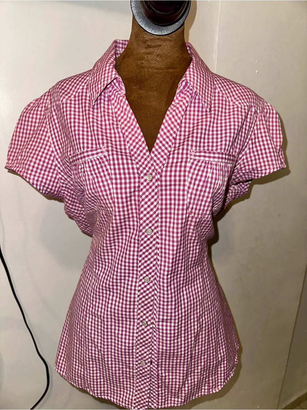 Arizona Jean Company Pink Gingham Button-Up Blouse